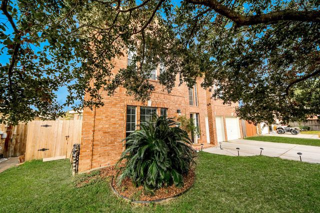 515 Spindle Ridge Drive, Spring, TX 77386
