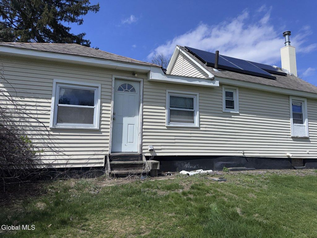 334 Glengary Road, Schenectady, NY 12304