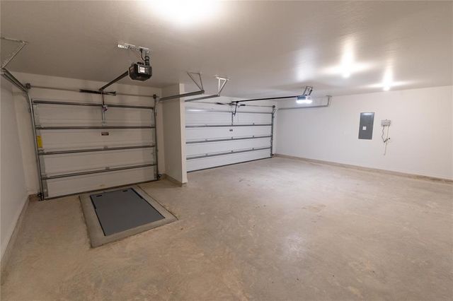 9320 NW 116th Street, Yukon, OK 73099