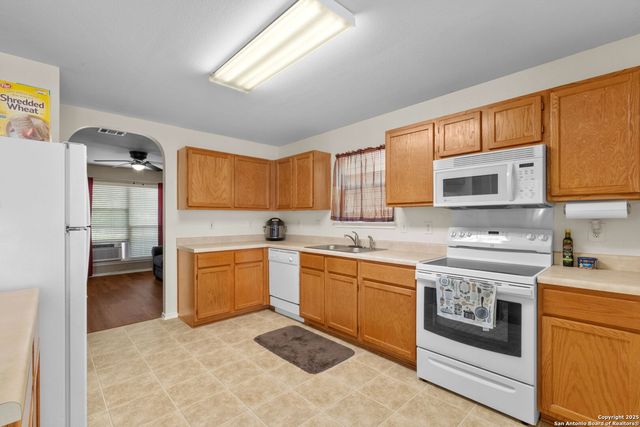 534 Coral Harbor, San Antonio, TX 78251