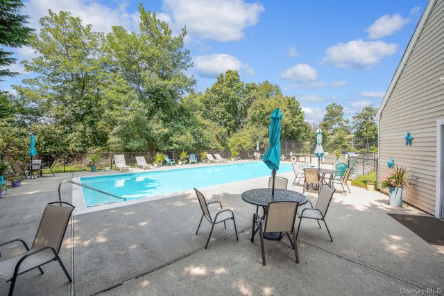 24 Spinnaker Lane 24, East Patchogue, NY 11772