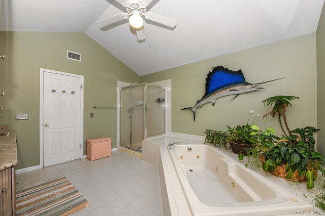 24 Spinnaker Lane 24, East Patchogue, NY 11772