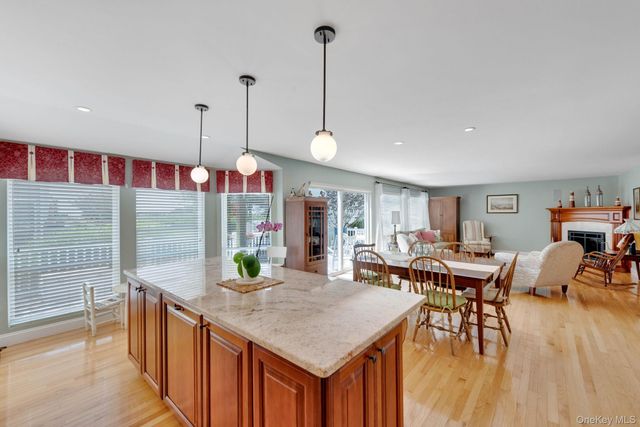 24 Spinnaker Lane 24, East Patchogue, NY 11772