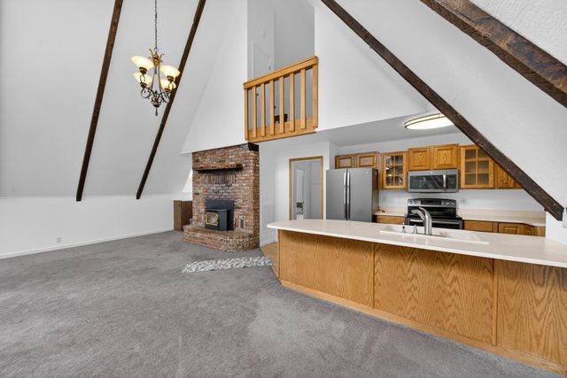 8566 Placer Road, Redding, CA 96001