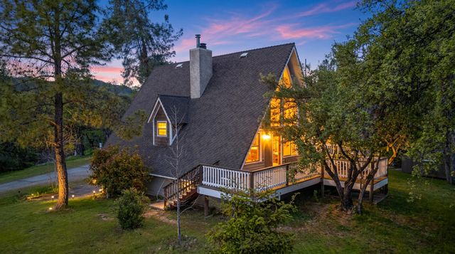 8566 Placer Road, Redding, CA 96001