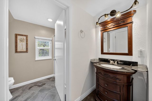 8566 Placer Road, Redding, CA 96001