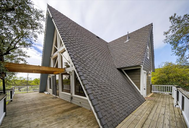 8566 Placer Road, Redding, CA 96001