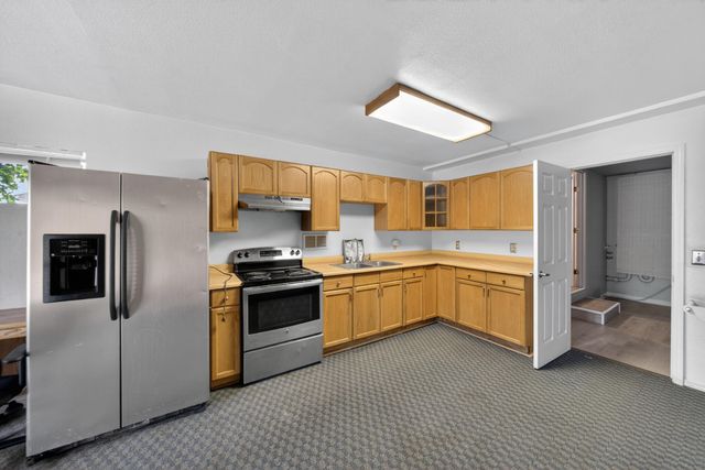 8566 Placer Road, Redding, CA 96001