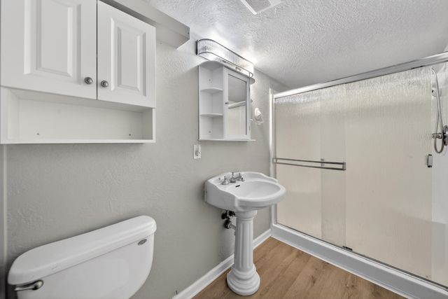 8566 Placer Road, Redding, CA 96001