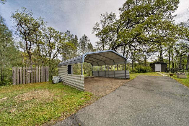 8566 Placer Road, Redding, CA 96001