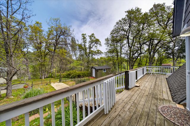 8566 Placer Road, Redding, CA 96001