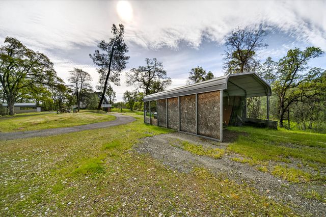 8566 Placer Road, Redding, CA 96001