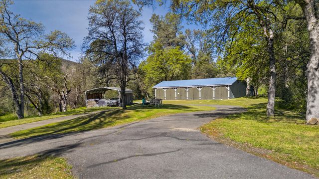 8566 Placer Road, Redding, CA 96001