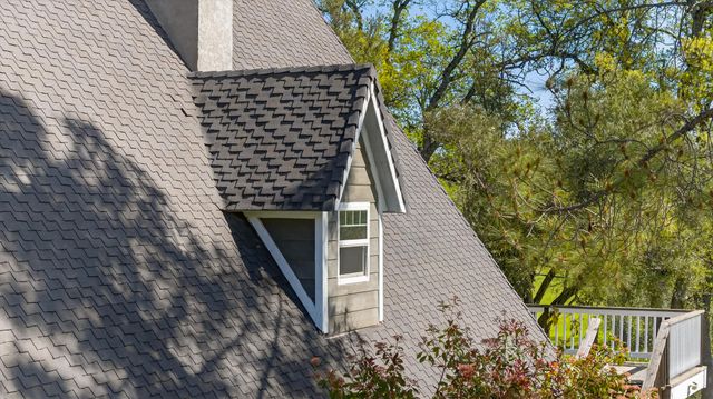 8566 Placer Road, Redding, CA 96001