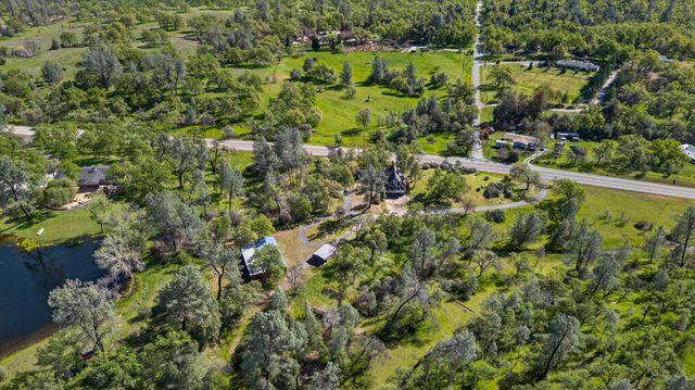 8566 Placer Road, Redding, CA 96001