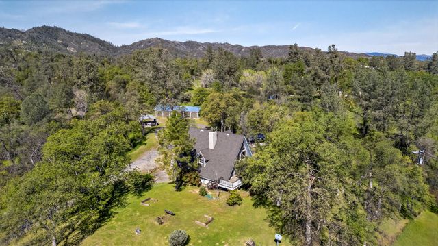 8566 Placer Road, Redding, CA 96001