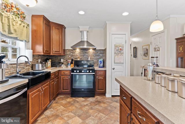 102 ORIOLE DRIVE, Carlisle, PA 17013