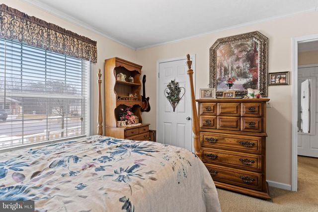 102 ORIOLE DRIVE, Carlisle, PA 17013