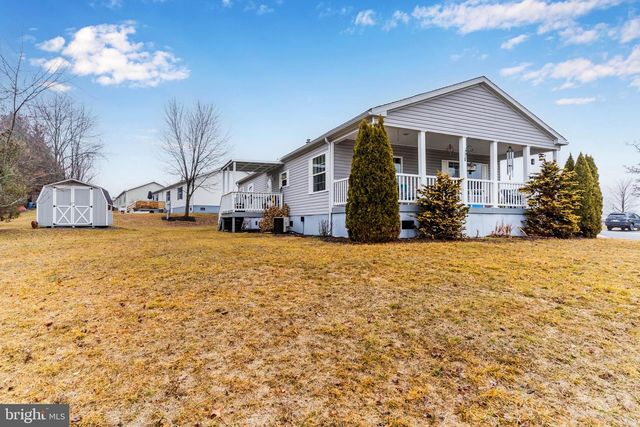 102 ORIOLE DRIVE, Carlisle, PA 17013