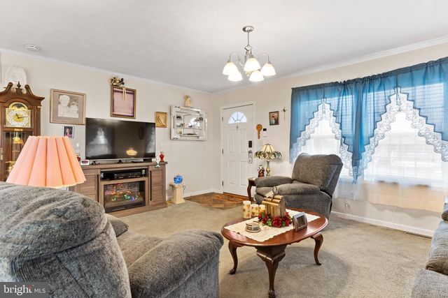 102 ORIOLE DRIVE, Carlisle, PA 17013