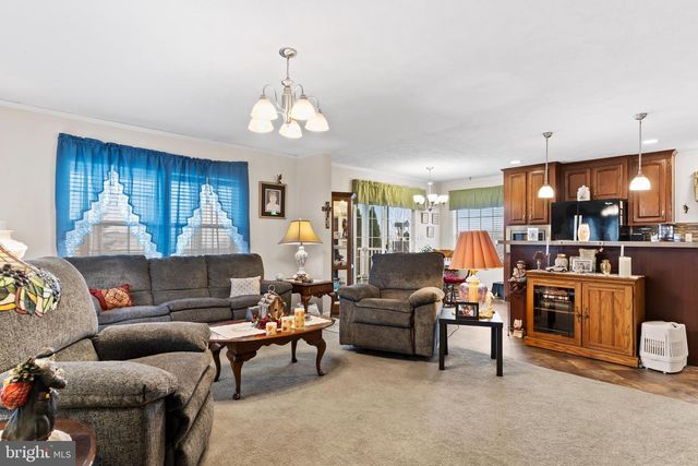 102 ORIOLE DRIVE, Carlisle, PA 17013