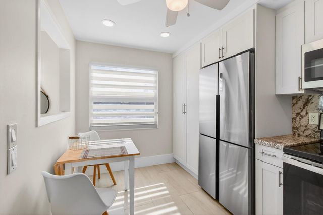 2054 Exeter C, Boca Raton, FL 33434