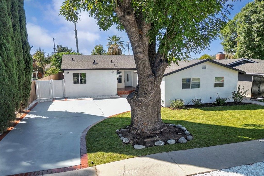 7513 Topeka, Reseda, CA 91335 — exterior