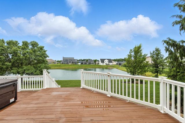 11322 Miramar Cove, Roanoke, IN 46783