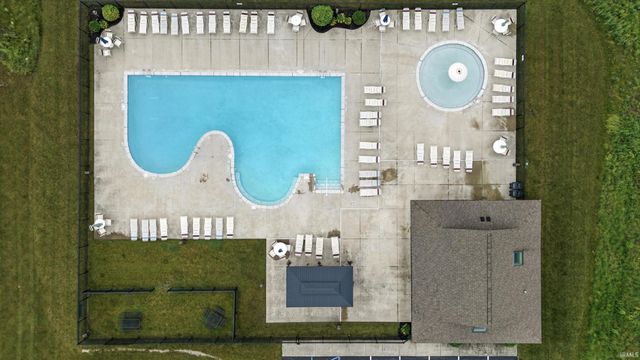 11322 Miramar Cove, Roanoke, IN 46783