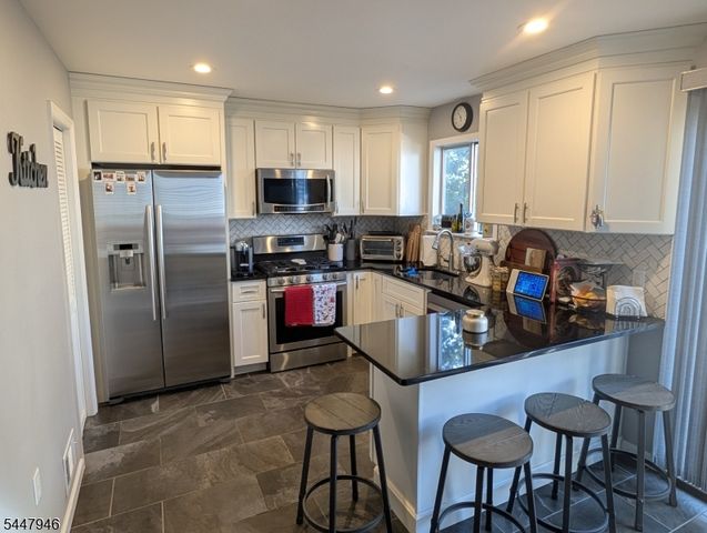 404 Chestnut St 44, Newark City, NJ 07105