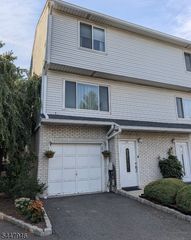 404 Chestnut St 44, Newark City, NJ 07105