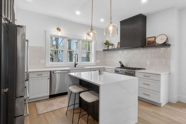 17 Manning St 17, Medford, MA 02155