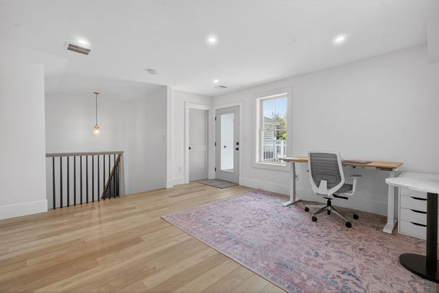 17 Manning St 17, Medford, MA 02155