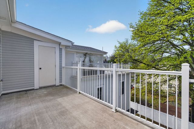 17 Manning St 17, Medford, MA 02155