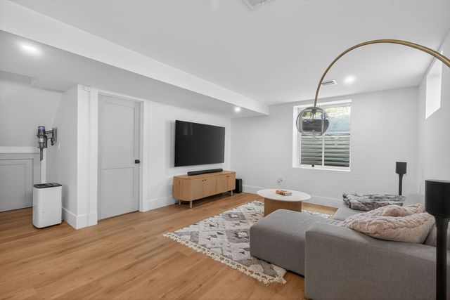 17 Manning St 17, Medford, MA 02155