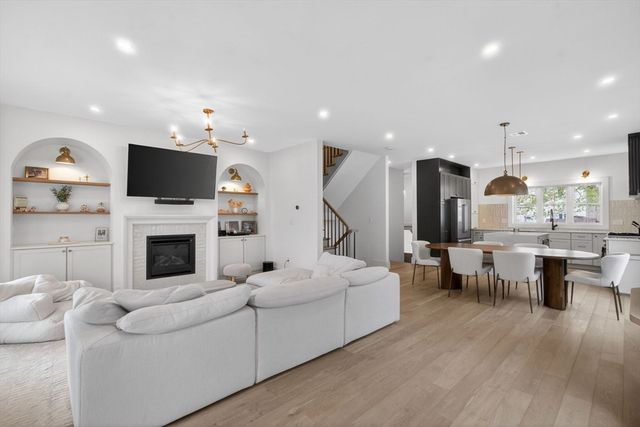 17 Manning St 17, Medford, MA 02155