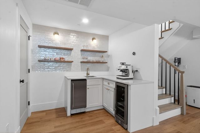 17 Manning St 17, Medford, MA 02155