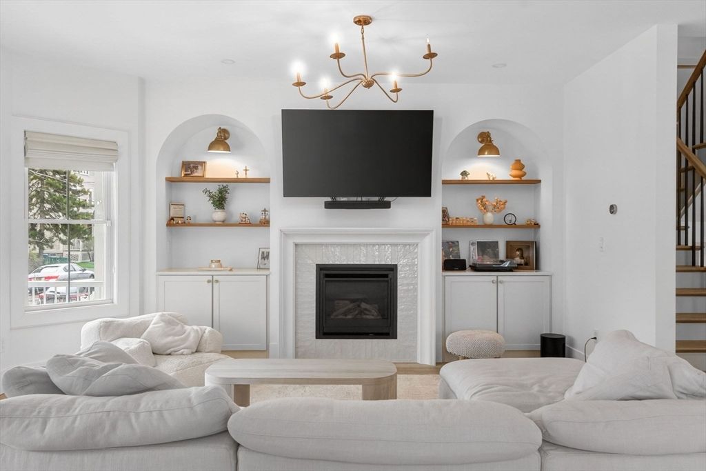 17 Manning St 17, Medford, MA 02155