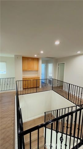 8220 Chamberlain, Reseda (los Angeles), CA 91335