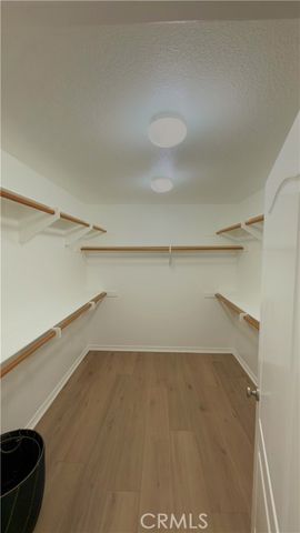 8220 Chamberlain, Reseda (los Angeles), CA 91335