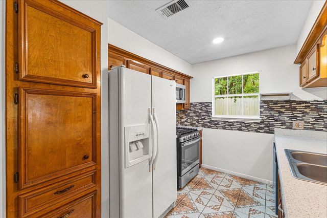 112 Ponderosa Trail, Conroe, TX 77301