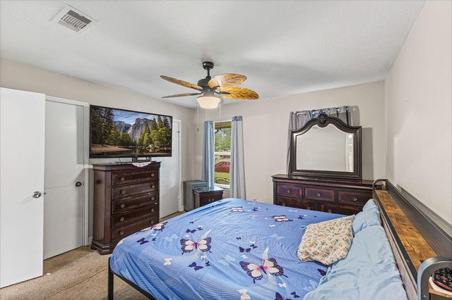 112 Ponderosa Trail, Conroe, TX 77301