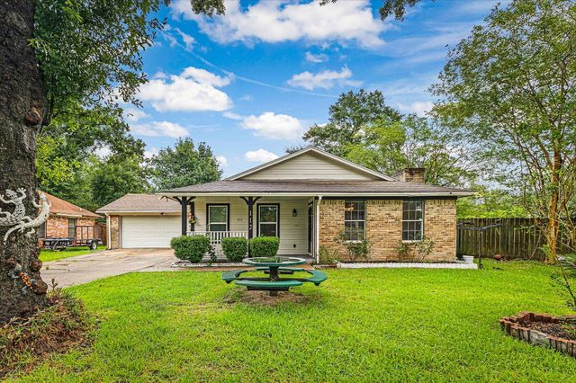 112 Ponderosa Trail, Conroe, TX 77301