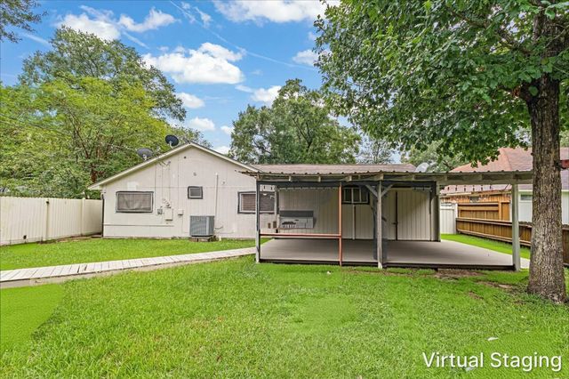 112 Ponderosa Trail, Conroe, TX 77301