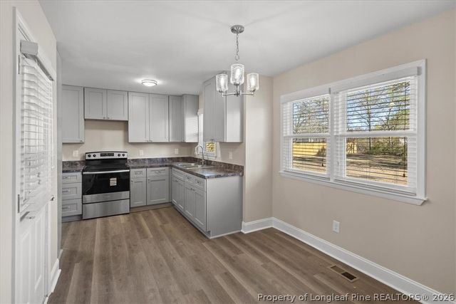 716 Dowfield Drive, Fayetteville, NC 28311