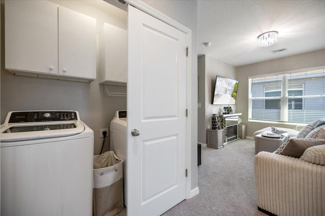 8660 ICE WINE STREET, Sarasota, FL 34238