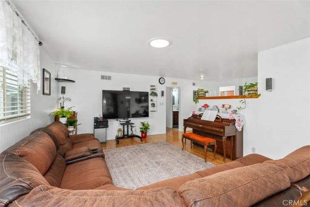 10411 Saint Alban, Cypress, CA 90630