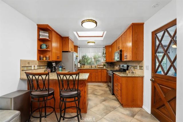 10411 Saint Alban, Cypress, CA 90630