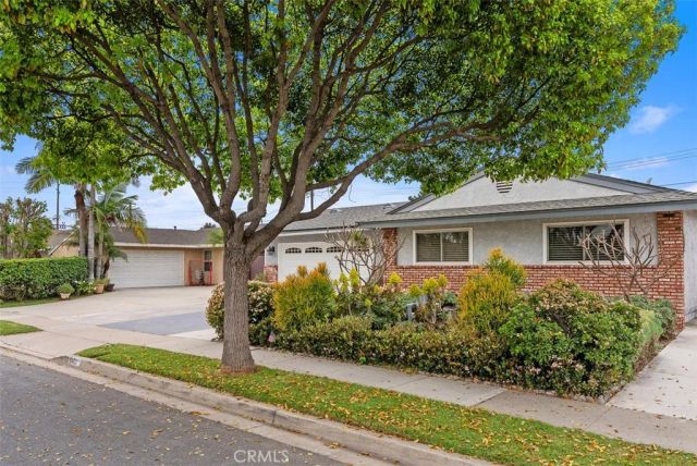 10411 Saint Alban, Cypress, CA 90630