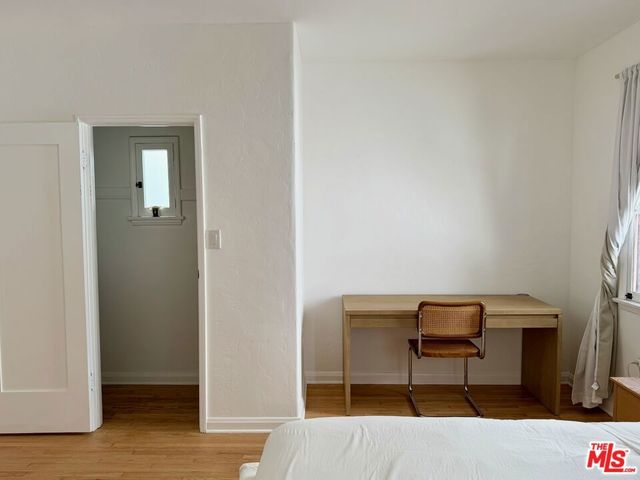 1111 N Vista Street, Los Angeles, CA 90046